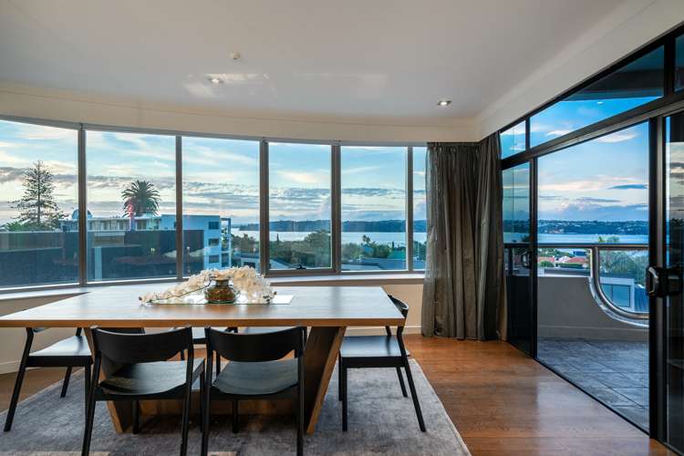 2/97 Jervois Road Herne Bay_6