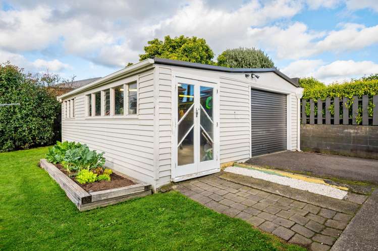 3 Russleigh Drive Dinsdale_21