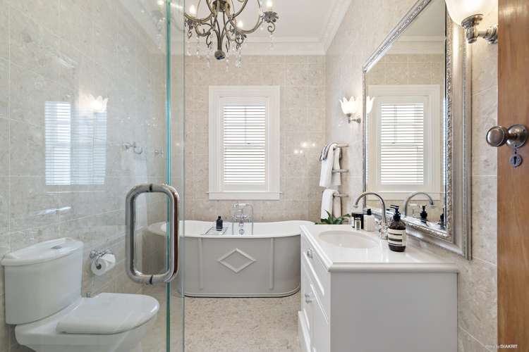 30 Mcfarlane Street Mount Victoria_11