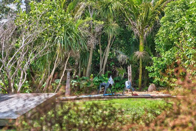 12 Ridge Road Oneroa_25