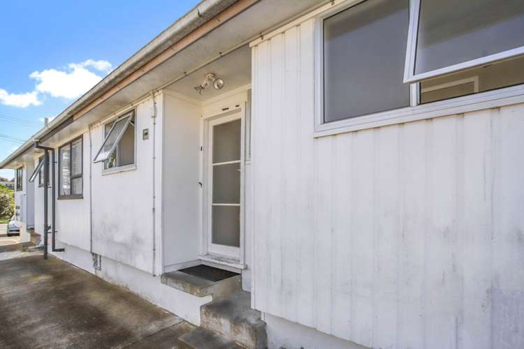 2/80 Portage Road New Lynn_9