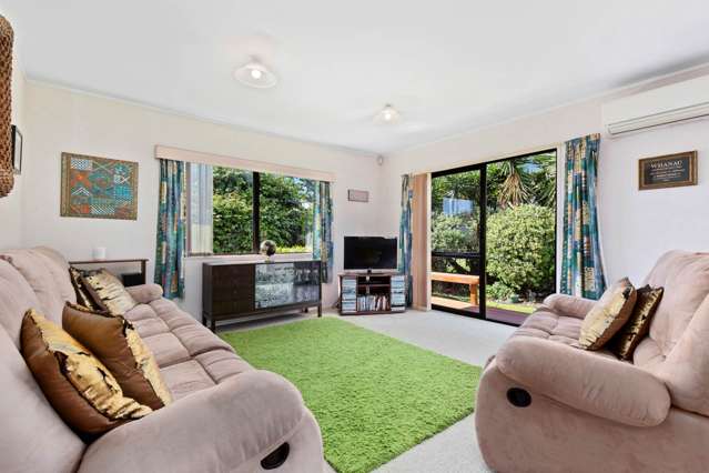 2/149 Carnoustie Drive Wattle Downs_1