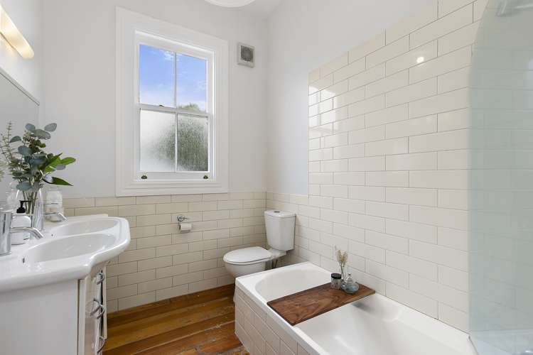 85 Te Wharepouri Street Berhampore_16