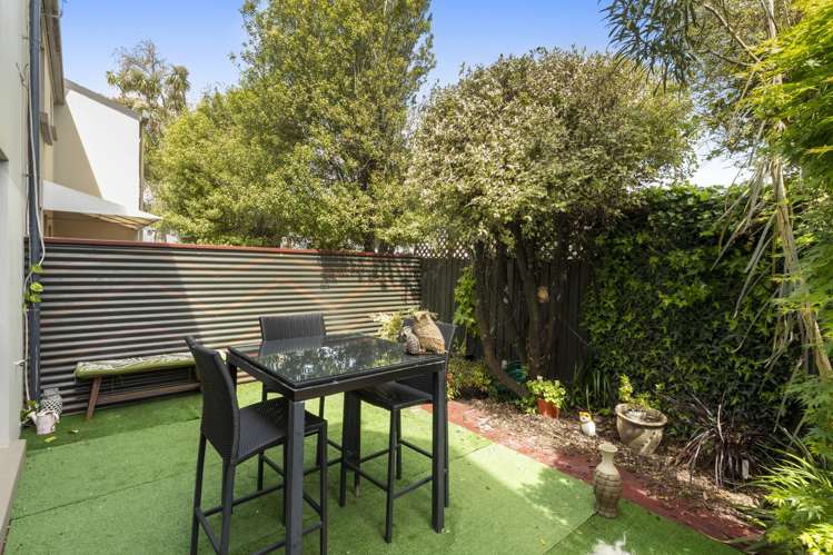 8/16 Derby Street St Albans_2