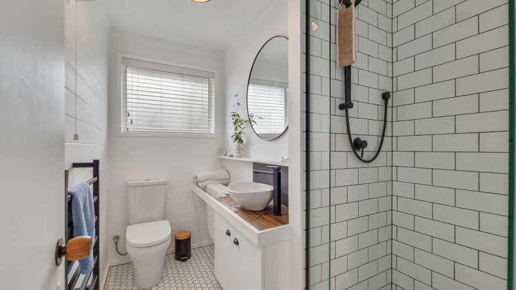 65a Iles Road Lynmore_13