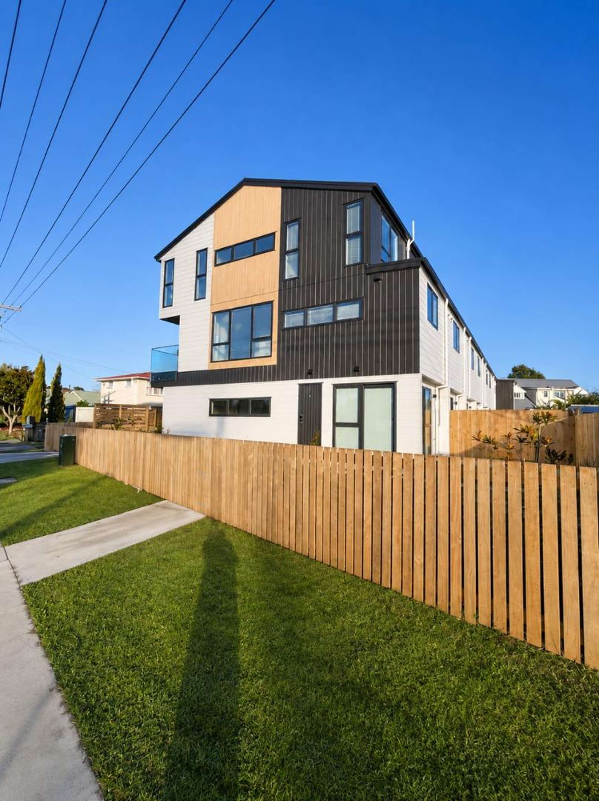 1/36 Longburn Road Henderson_0