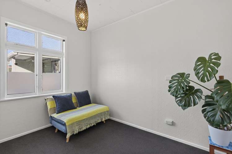 83 Tukapa Street Westown_12