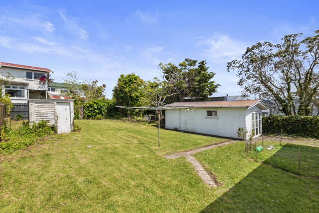 325 Lake Road Hauraki_3