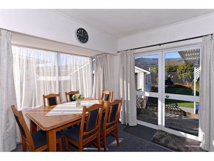 5 Tennyson Crescent Stoke_4