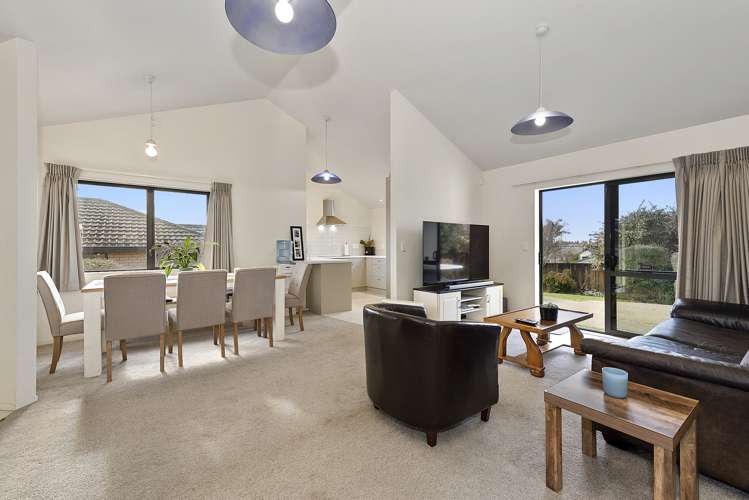 11 Highbury Place Nawton_2