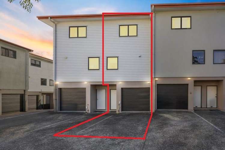 12/46 Carlos Drive_0