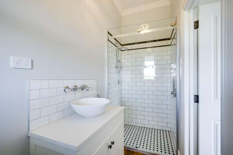 320 Rochfort Road Kahuranaki_31