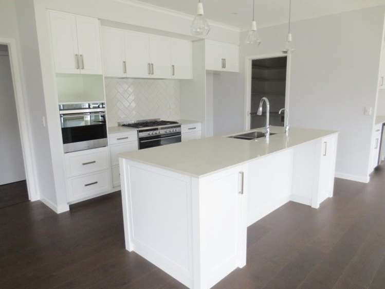 6 Doncaster Court Awapuni_9