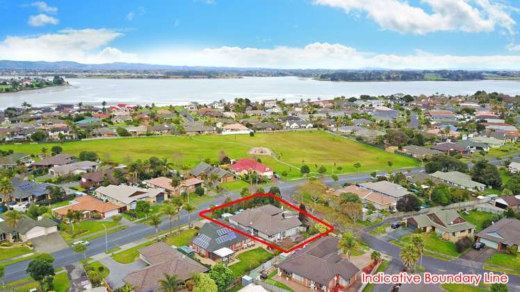 1 Trossach Place Wattle Downs_12