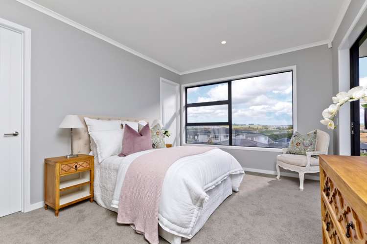 13 Boocock Crescent Orewa_17