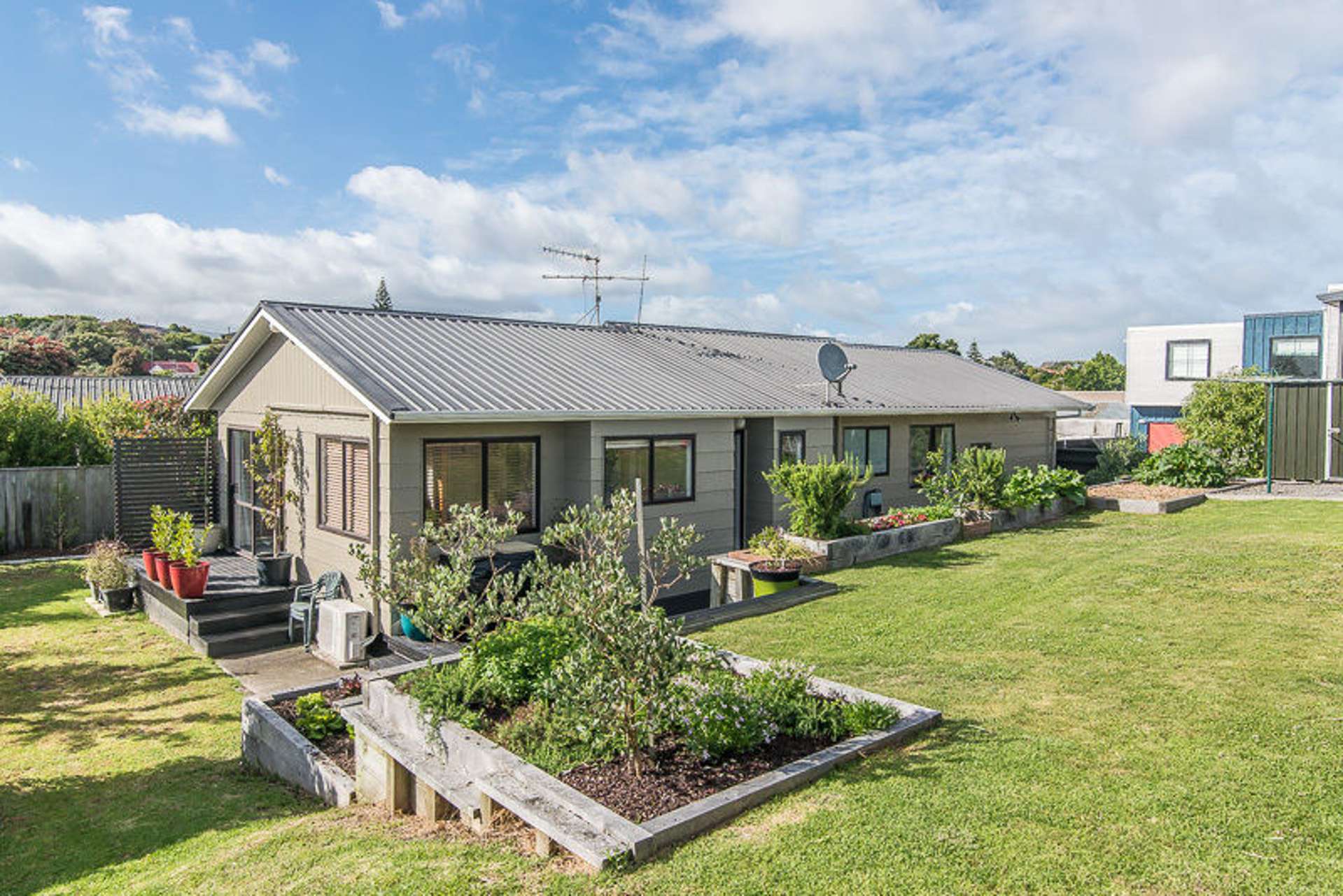 85 Queens Road Waikanae Beach_0