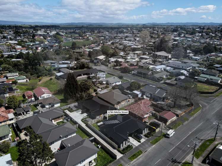 2/36 Odette Street Bader_9