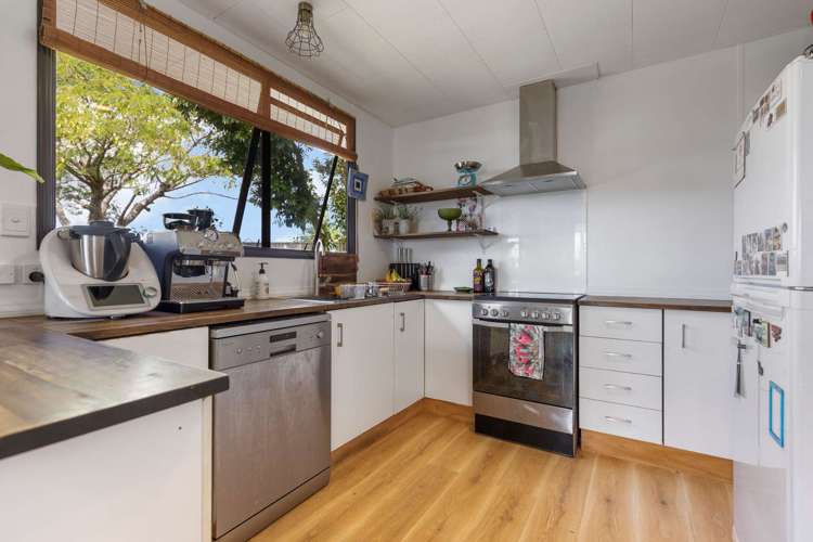 76 Hammond Street Hairini_2