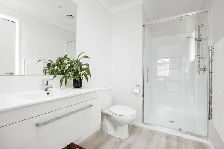 1 Mary Place Pyes Pa_9