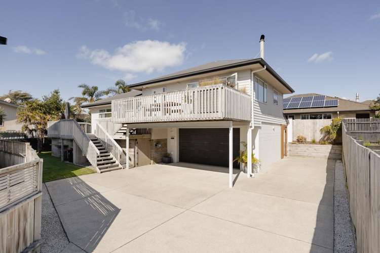 1154B Papamoa Beach Road Papamoa Beach_1