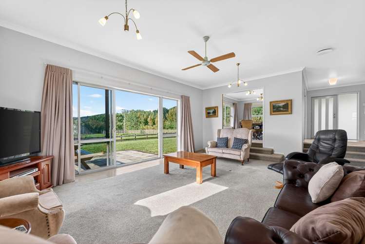 5 Davies Road Ramarama_39