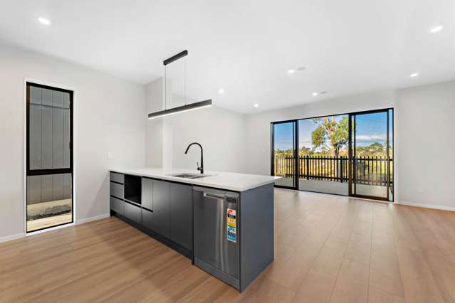 27 Puhikawa Street Massey_4