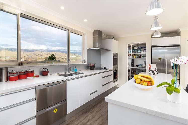 129 Marlborough Ridge Drive Fairhall_7