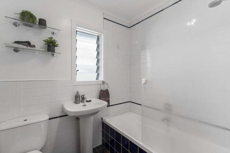 1a Smith Crescent Onehunga_12