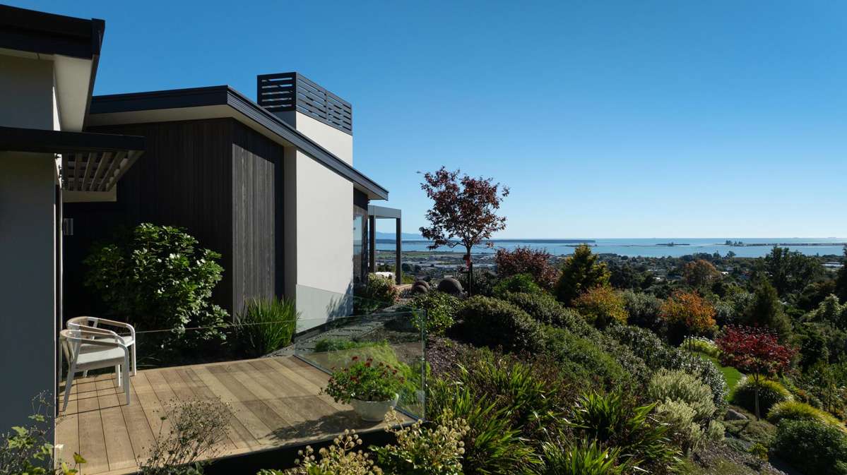 25 Resolution Place_4