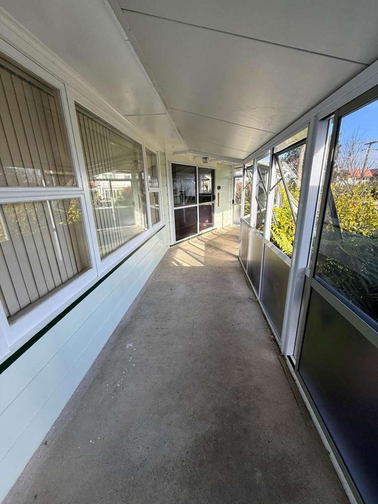 24 Tania Place Blockhouse Bay_16