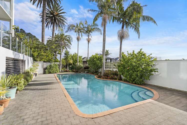 4/3 Hamilton Road Herne Bay_3