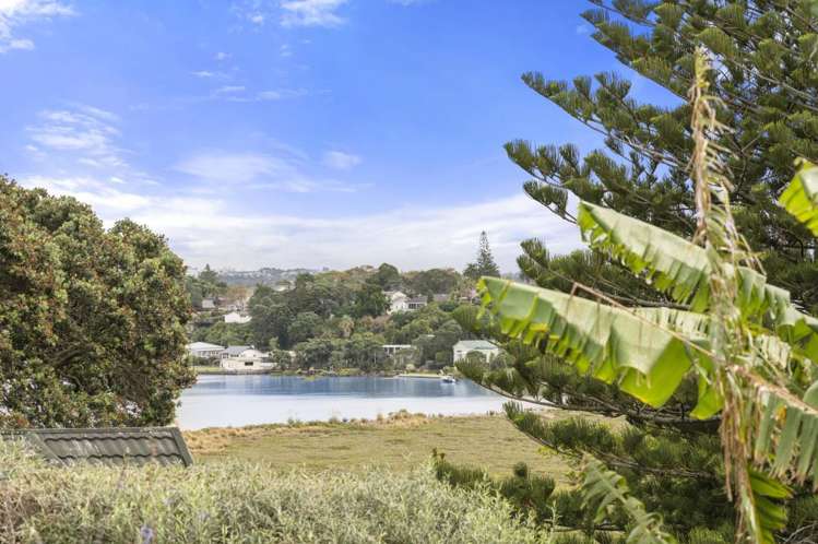 56 Aramoana Avenue Devonport_7