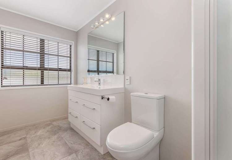 1/34 Takapu Street Henderson_12