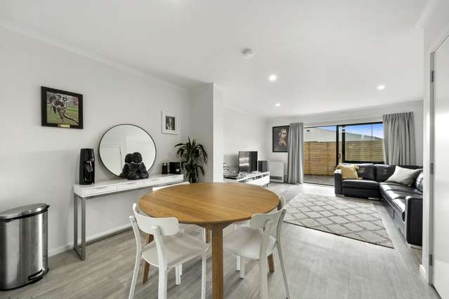 21/9 Surrey Street Tawa_3