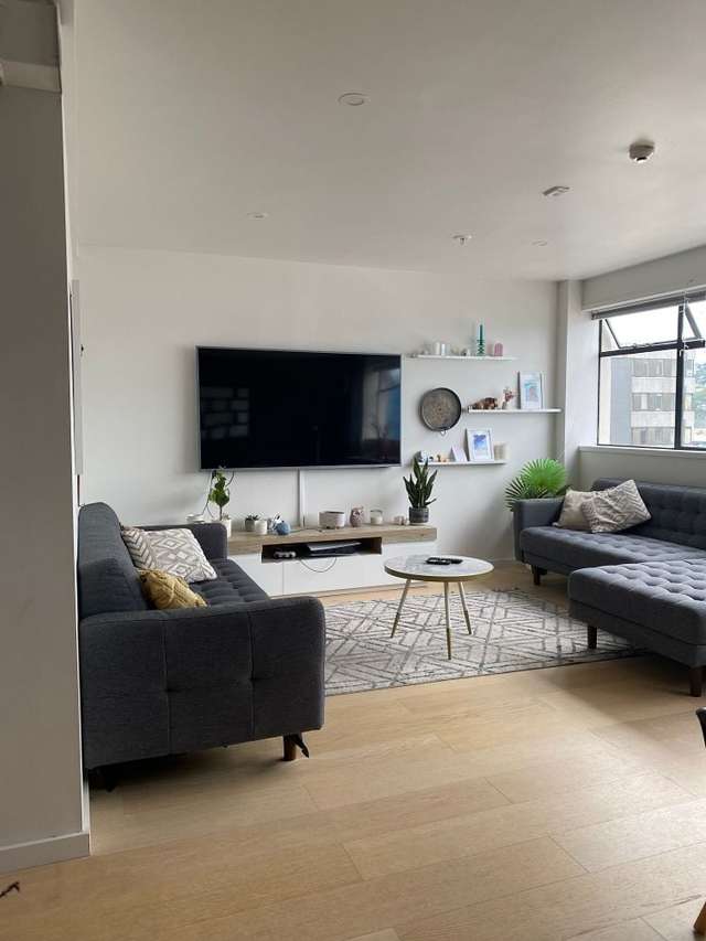 Stylish 4BR Thorndon Quay Apt!