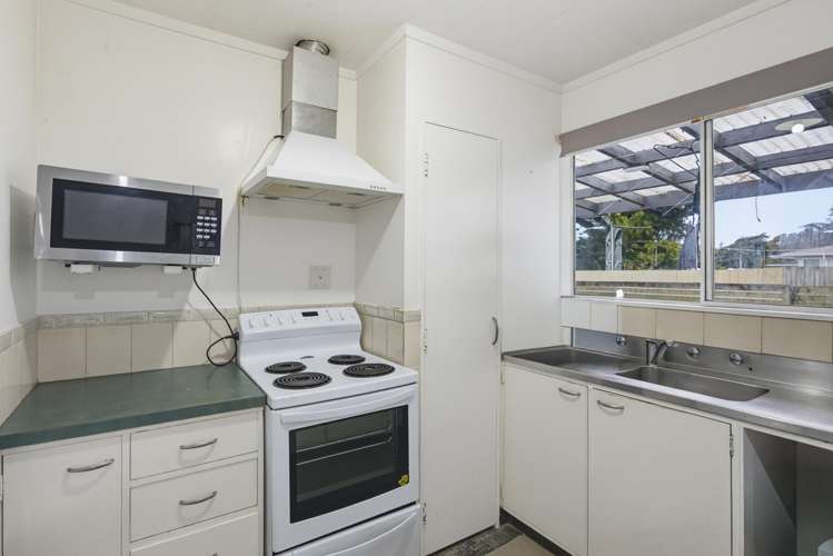 16B Buckley Grove Paraparaumu_17