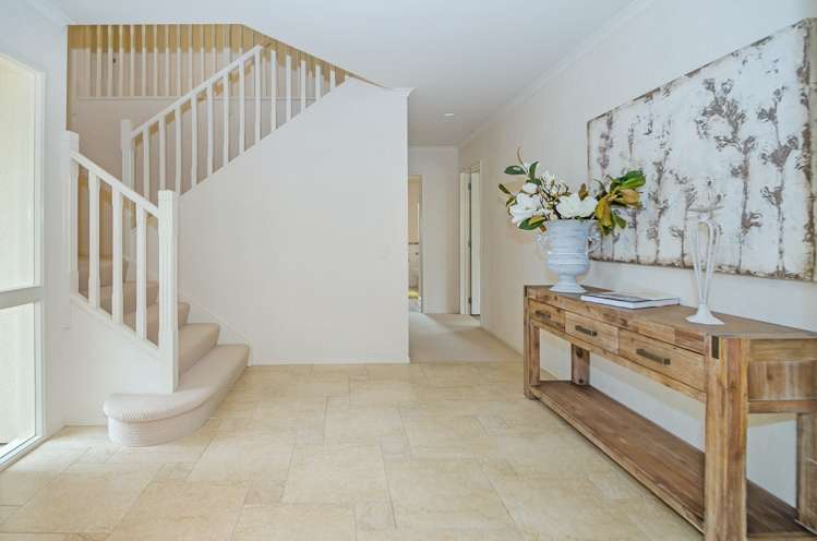 13 William Woods Court Flat Bush_6