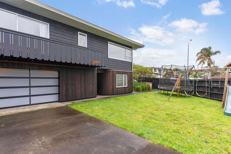 2/97 Takutai Avenue Half Moon Bay_32