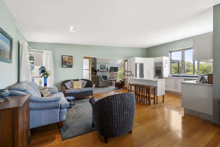 14 Branksome Place Aokautere_13