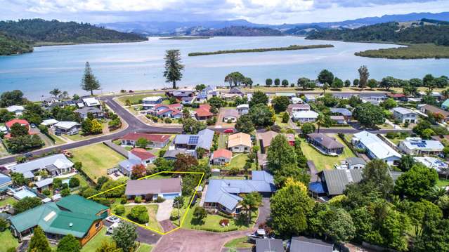 3 Laura Place Whitianga_1