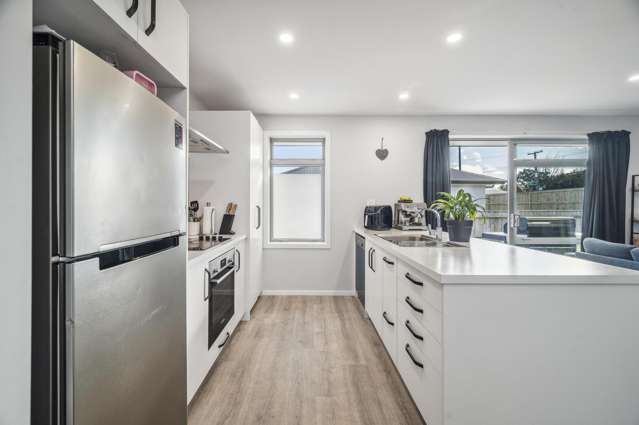 27 Hinekura Avenue Taupo_2