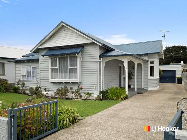 Prime Location & Beachside Living