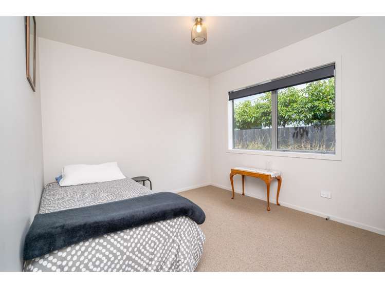 1239 Coast Road Karitane_15