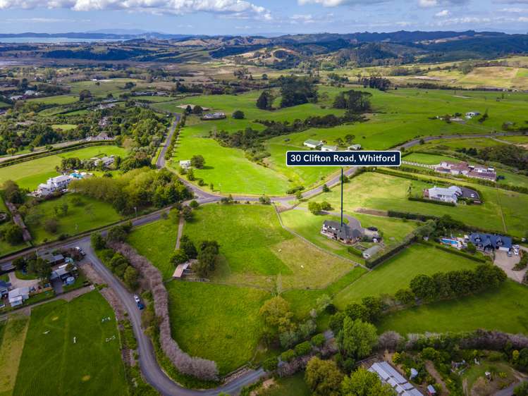 30 Clifton Road Whitford_34