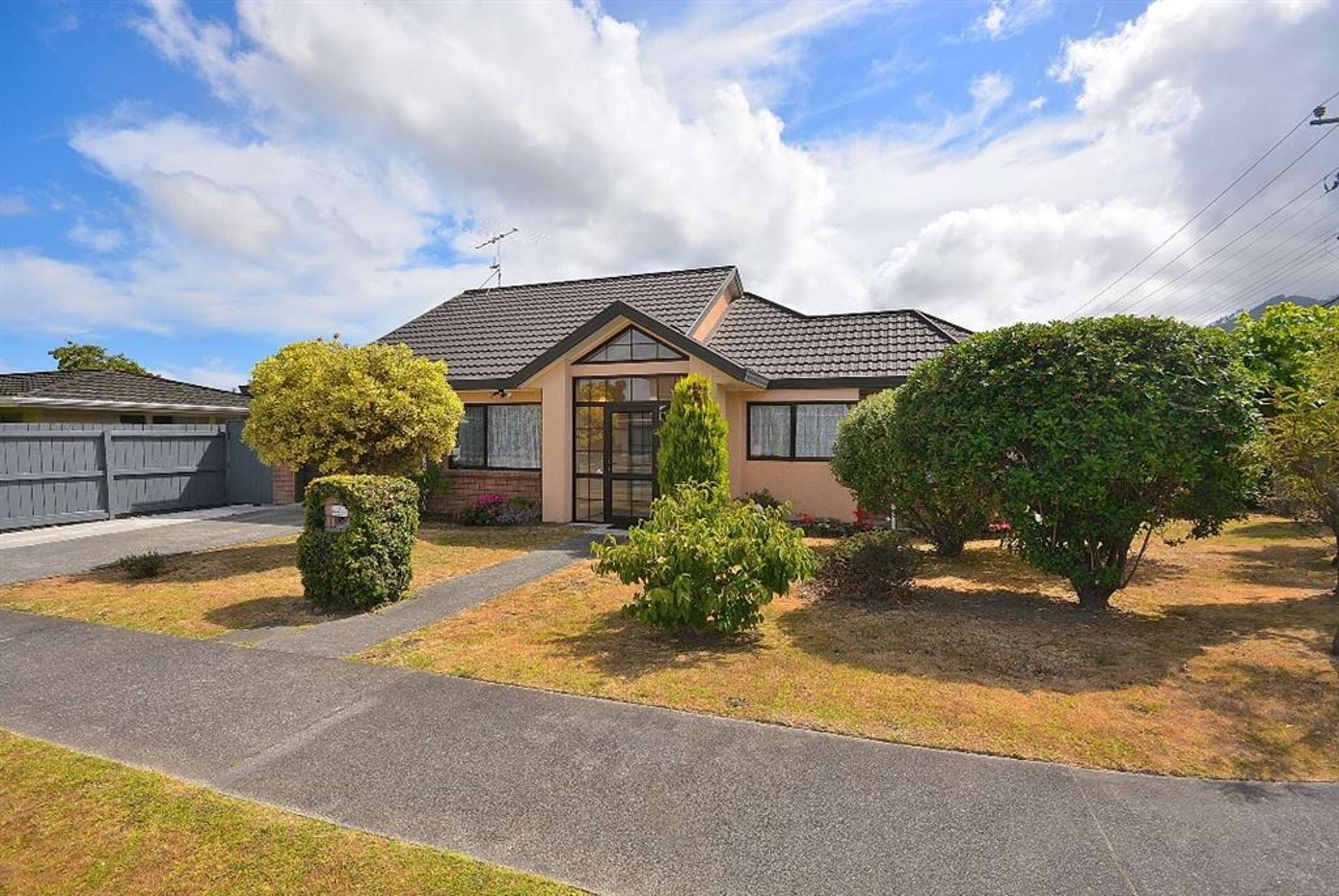 1 Sylvan Avenue Waikanae_0