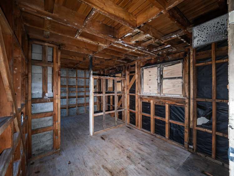 4 and 6 Opie Place Highbury_6