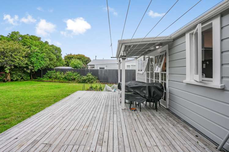 5 Udy Street Petone_13