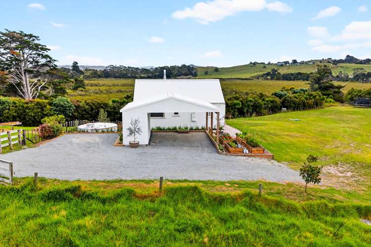 22 Te Whau Lane Snells Beach_21