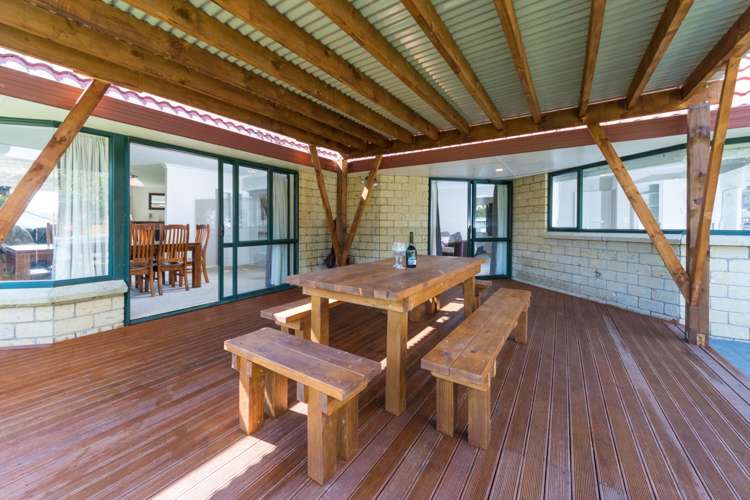 3 Crannog Fen Wattle Downs_23