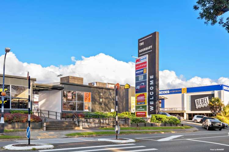 318a Great North Road Henderson_15